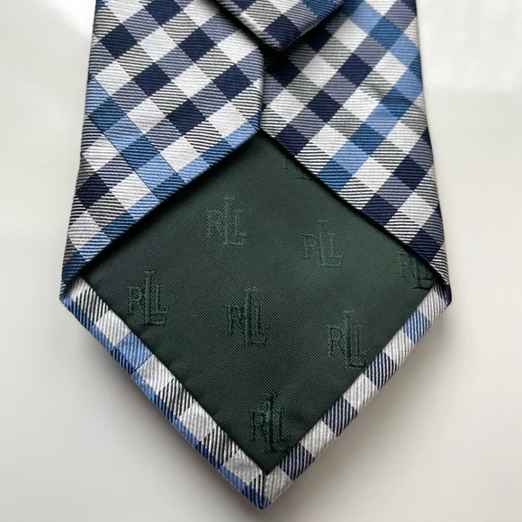 Ralph Lauren Men’s 100% Silk Navy and Light Blue Checkered Tie - Picture 5 of 7